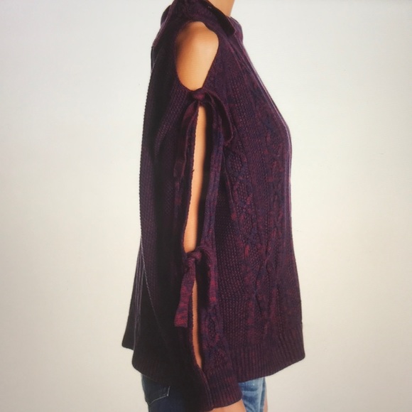 Project Naadam Ladies Cold Shoulder Sweater- NWOT - Picture 5 of 8
